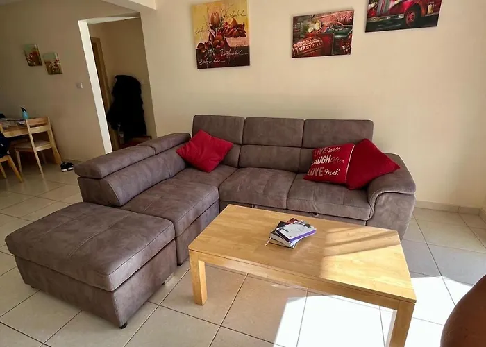 Nissi Elena A11 Aya Napa